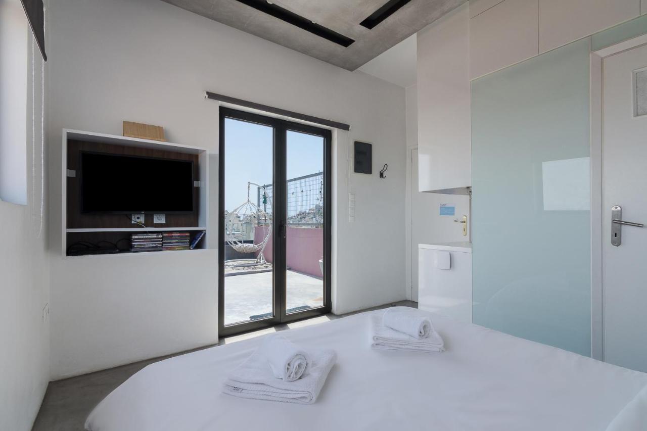 Apartment With Terrace In ピレウス エクステリア 写真