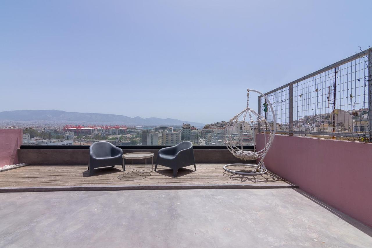 Apartment With Terrace In ピレウス エクステリア 写真