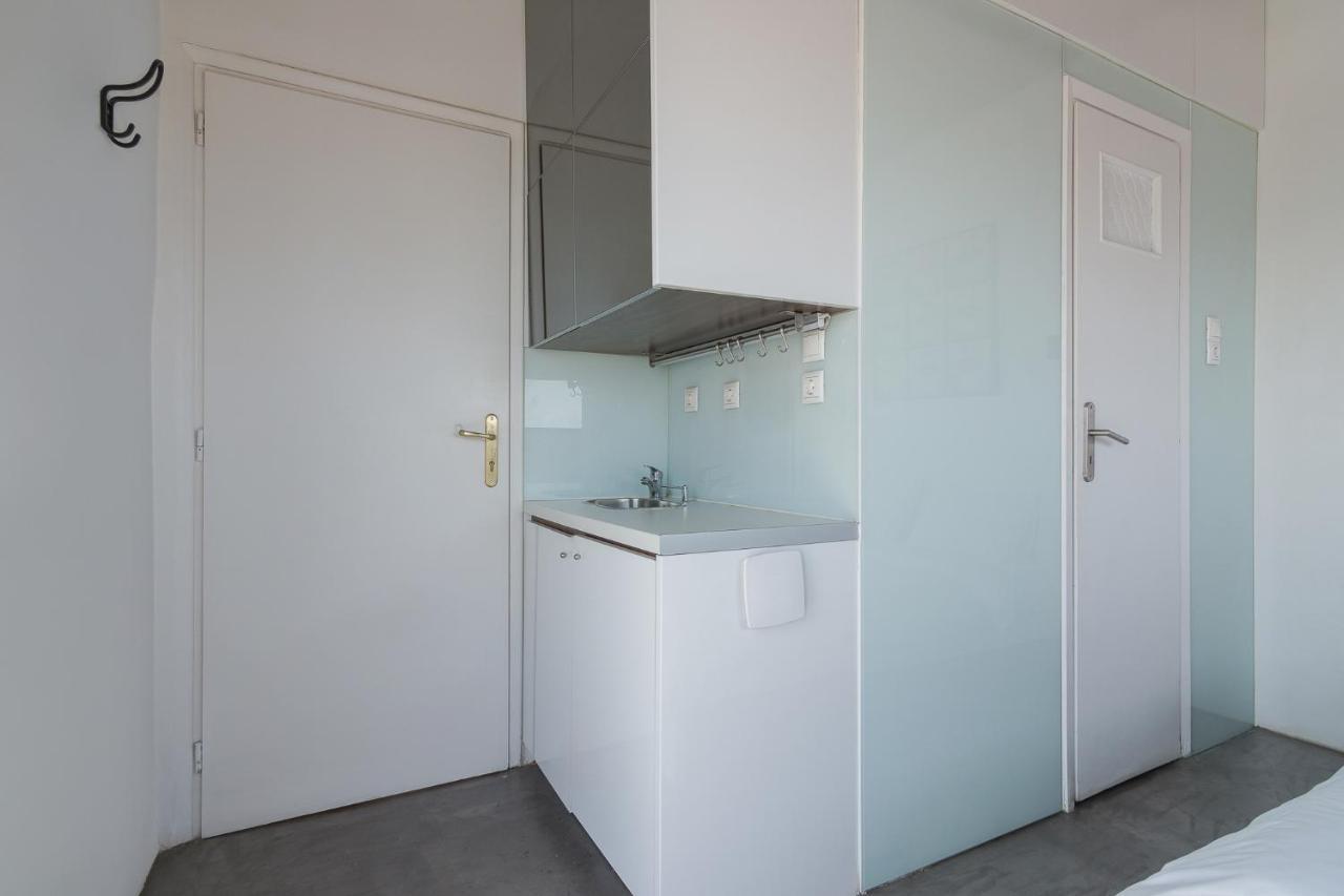 Apartment With Terrace In ピレウス エクステリア 写真